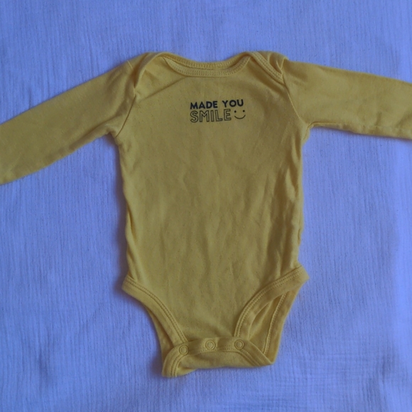 Carter's/Oshkosh Long Sleeved Onesies - Picture 6 of 7